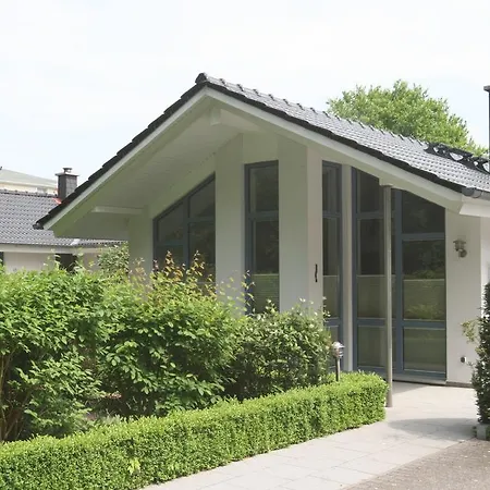 Ferienhaus Am Stadtwald بيت للعطل Ostseebad Kühlungsborn